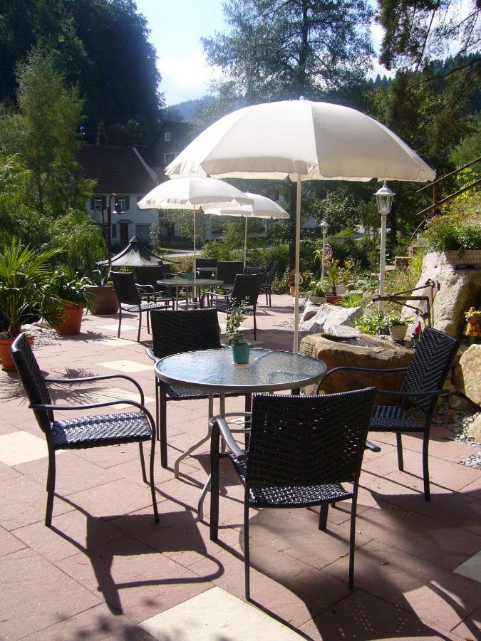Adieu Alltag: Pension Oesterle Im Schwarzwald Schonmunzach Ngoại thất bức ảnh