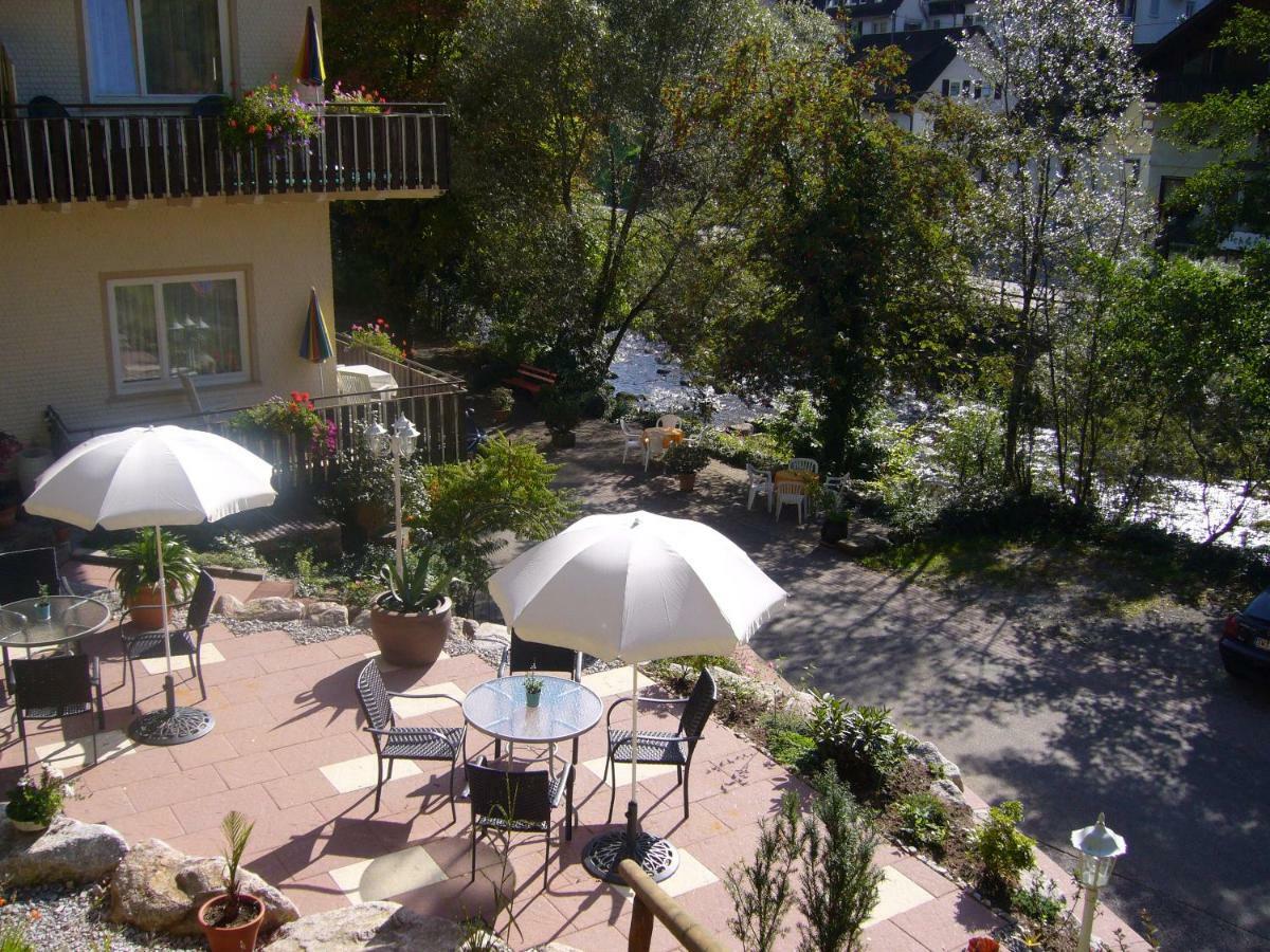Adieu Alltag: Pension Oesterle Im Schwarzwald Schonmunzach Ngoại thất bức ảnh